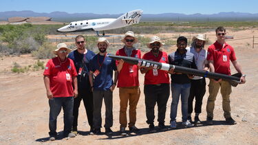 SunrIde rocket team