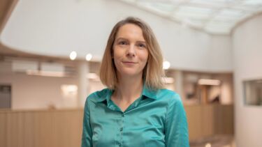 Headshot of Kate Dommett