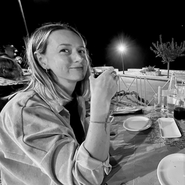 Profile picture of Holly Rooke profile photo
