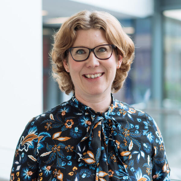 Profile picture of Melanie, MBA Director