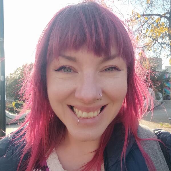 Profile picture of Elissa Thompson