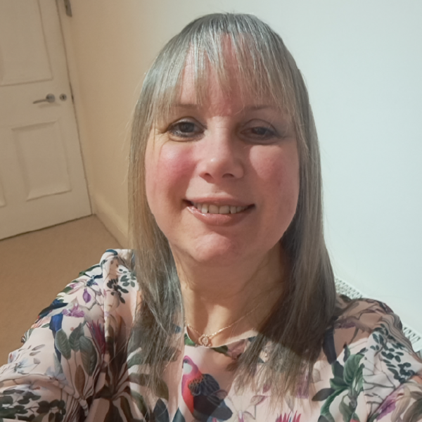 Profile picture of Andrea Fox
