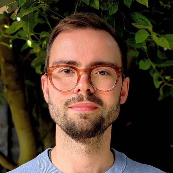 Profile picture of Oli Smithson profile picture