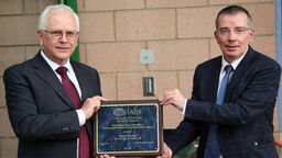 Professor Martin Thornhill receiving the award from Professor Chris Deery