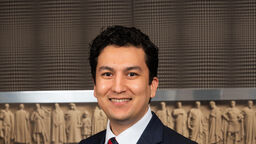 Management Alumnus Azamat Akhmedov